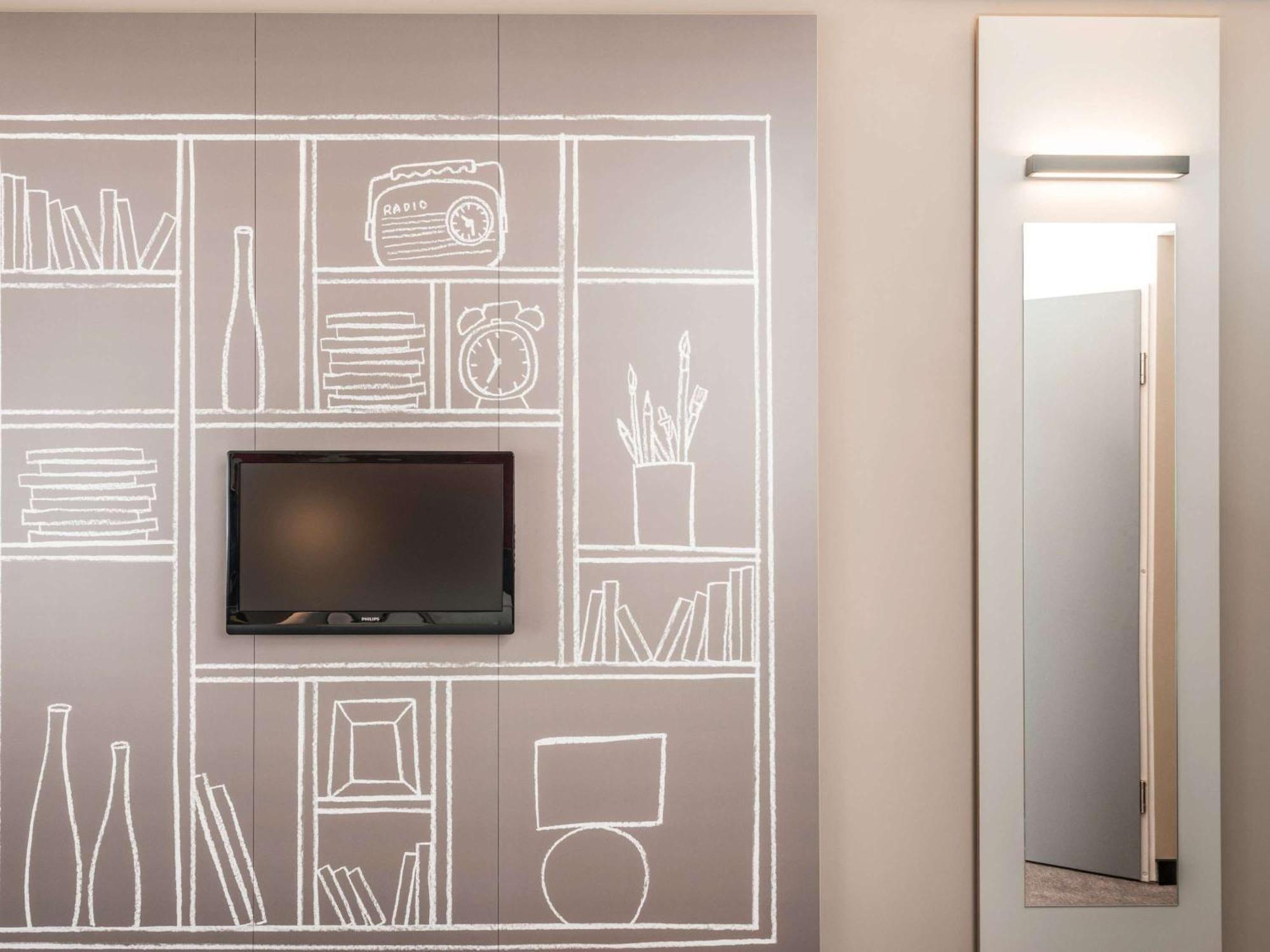 Ibis Toulon La Seyne Sur Mer Εξωτερικό φωτογραφία