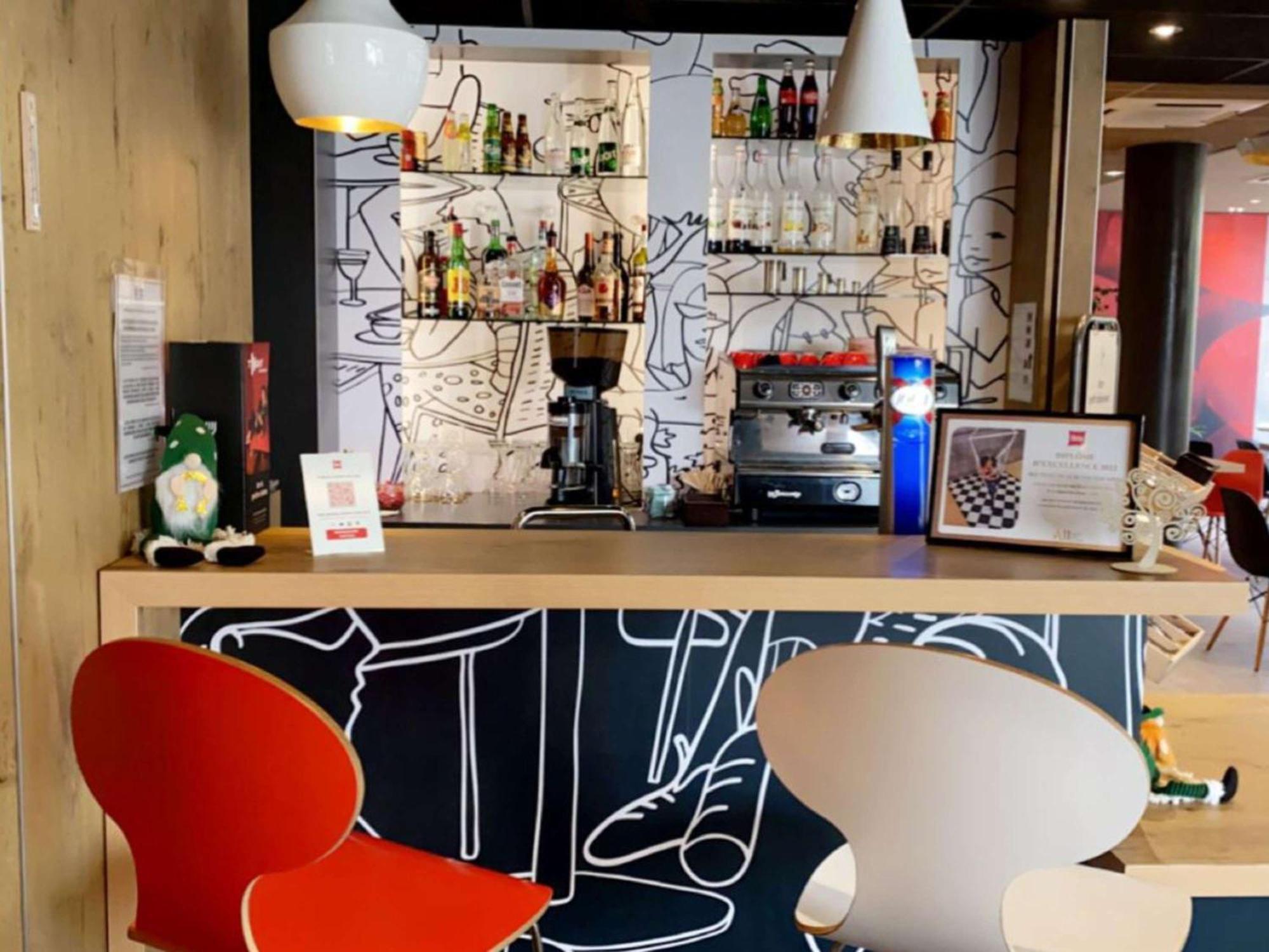 Ibis Toulon La Seyne Sur Mer Εξωτερικό φωτογραφία