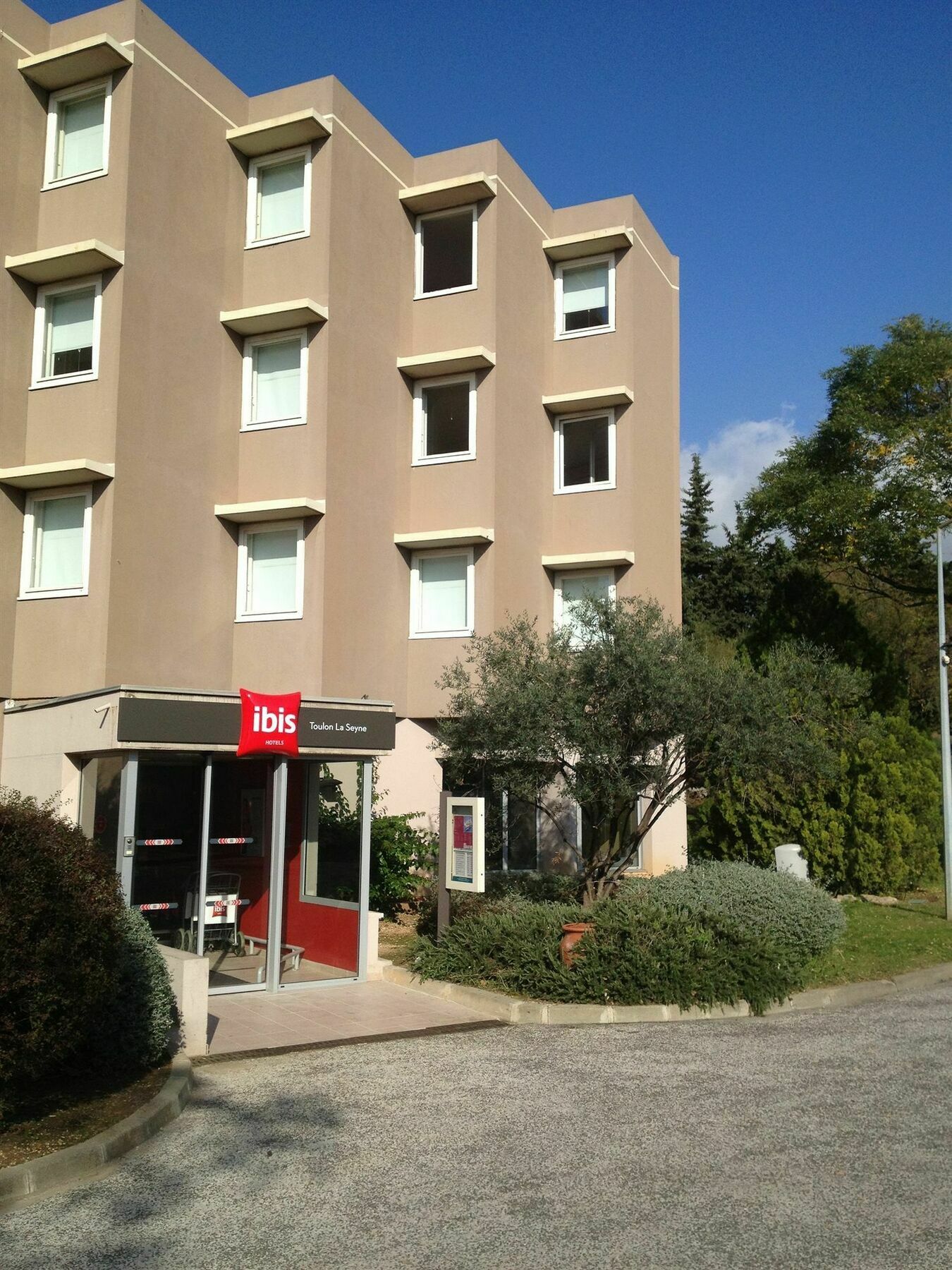 Ibis Toulon La Seyne Sur Mer Εξωτερικό φωτογραφία