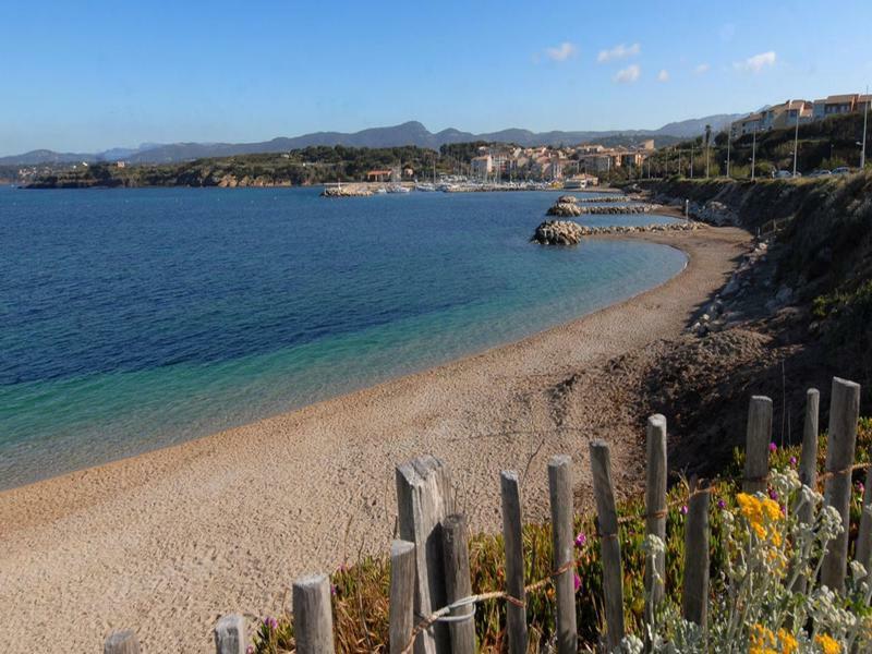 Ibis Toulon La Seyne Sur Mer Εξωτερικό φωτογραφία